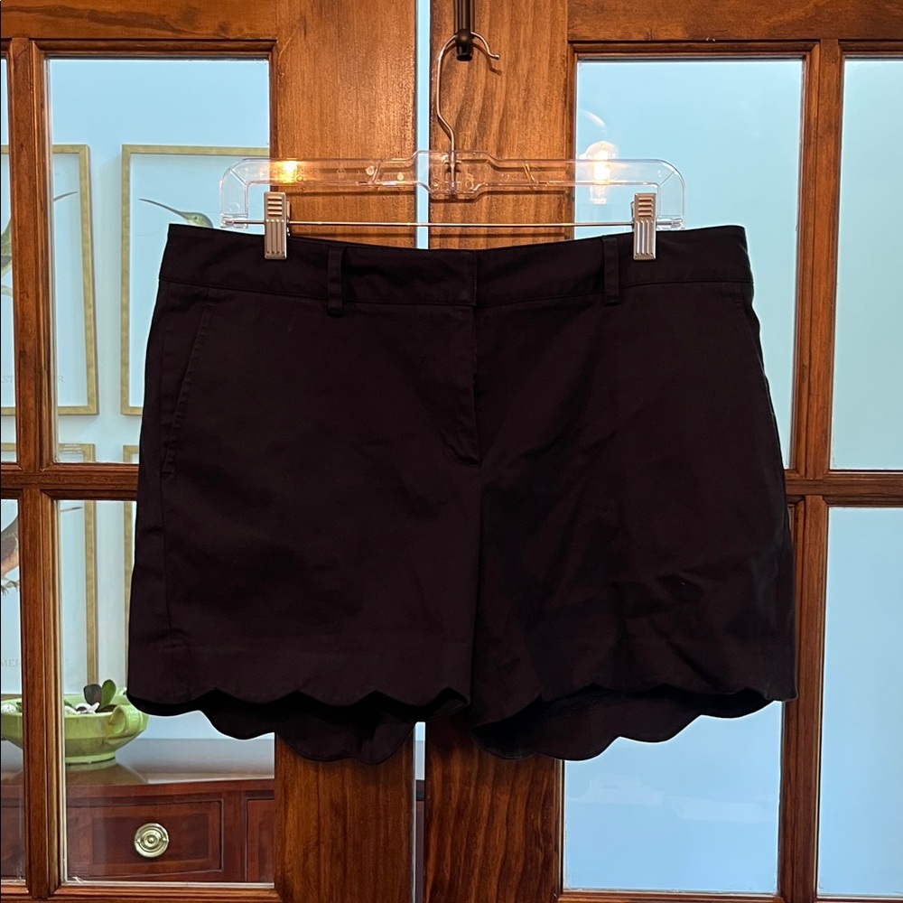 J. McLaughlin Women's Navy Scalloped Shorts